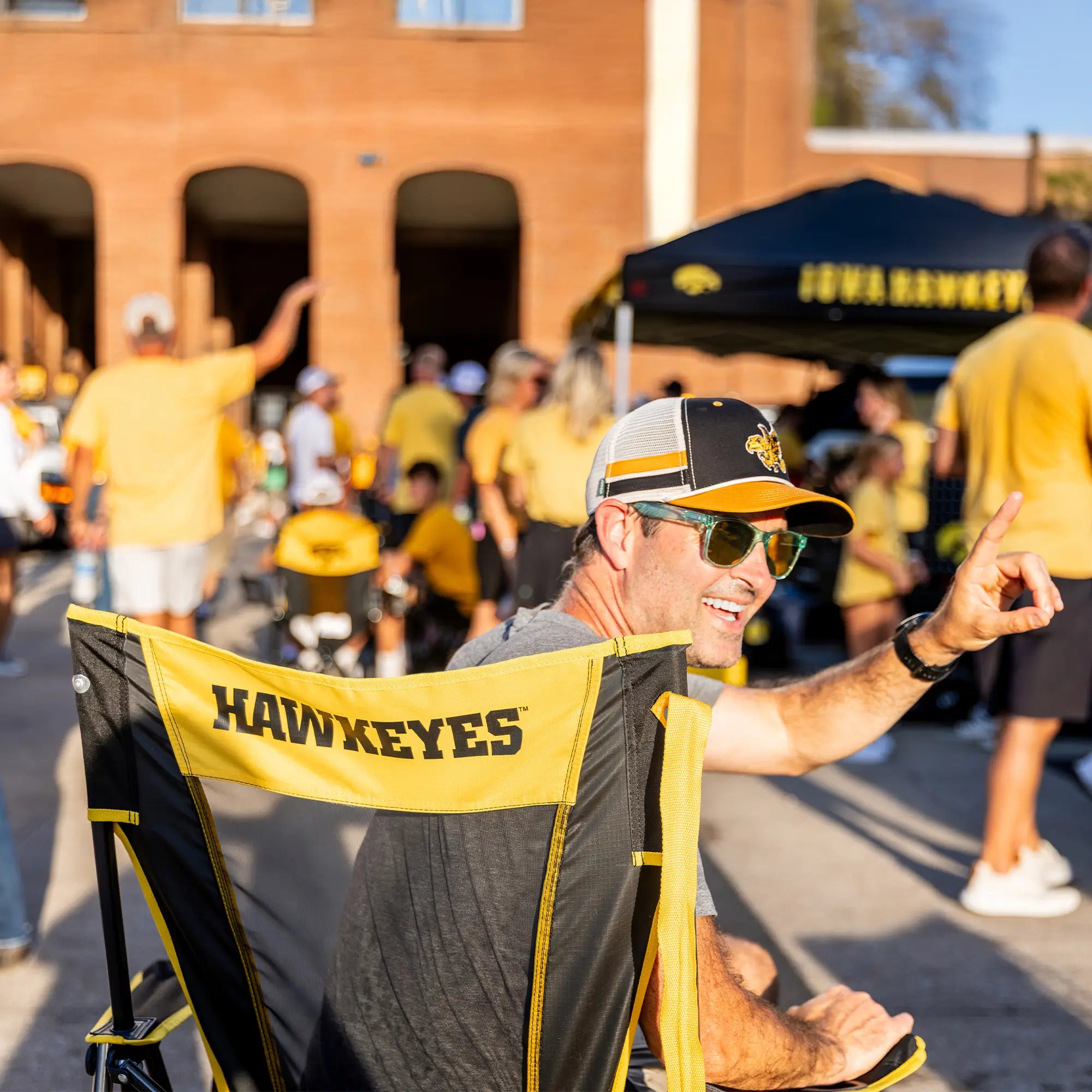 Comfort Pro Rocker™ - Iowa Hawkeyes - Image 10
